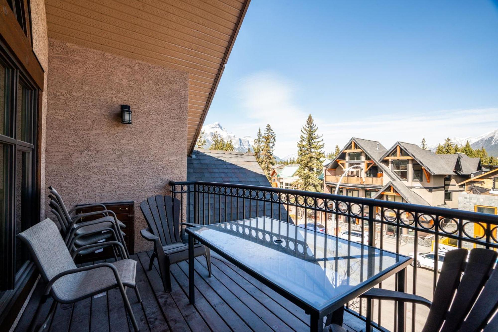 Cascade Penthouse By Canadian Rockies Vacation Rentals Canmore Eksteriør bilde