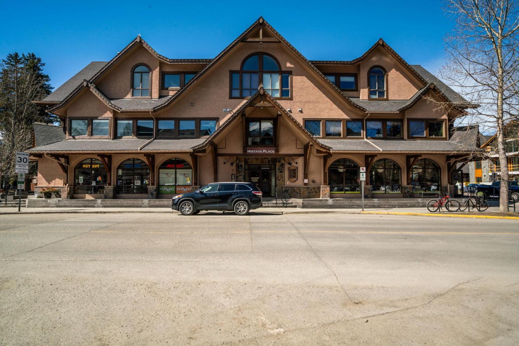 Cascade Penthouse By Canadian Rockies Vacation Rentals Canmore Eksteriør bilde